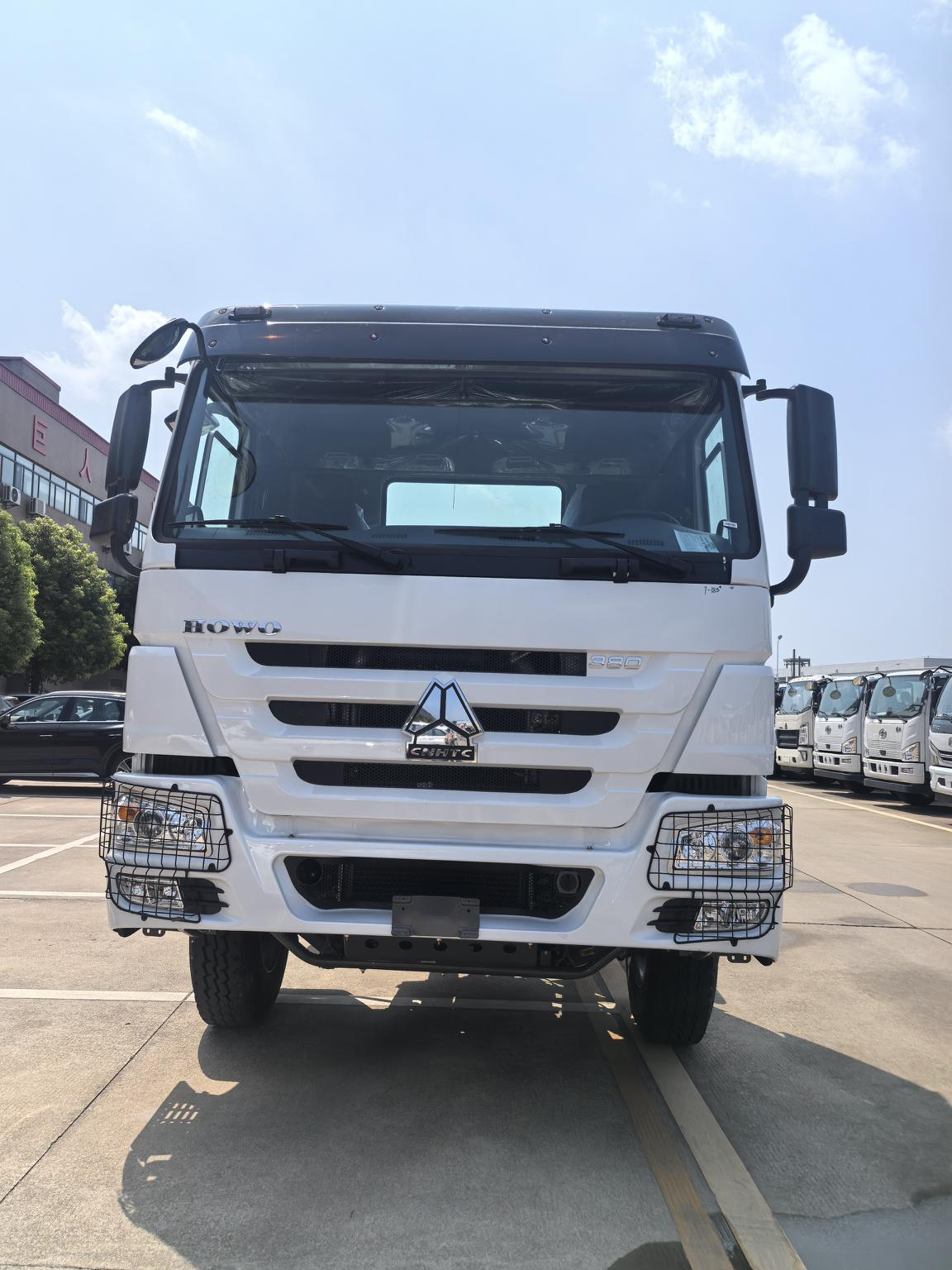 重汽8立方搅拌车